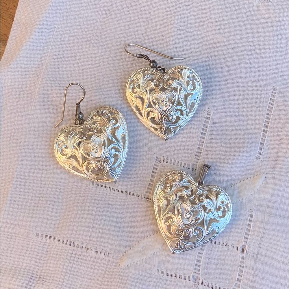 Elegant Silver Heart Jewelry Set